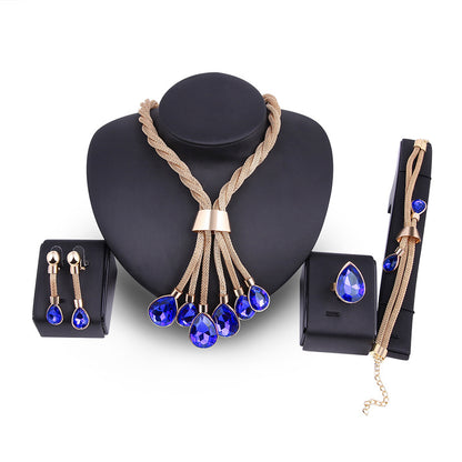 Diamond Laced Gilded Jewellery Set for Women