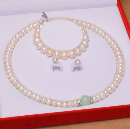 Lady Gray Freshwater Pearl Necklace